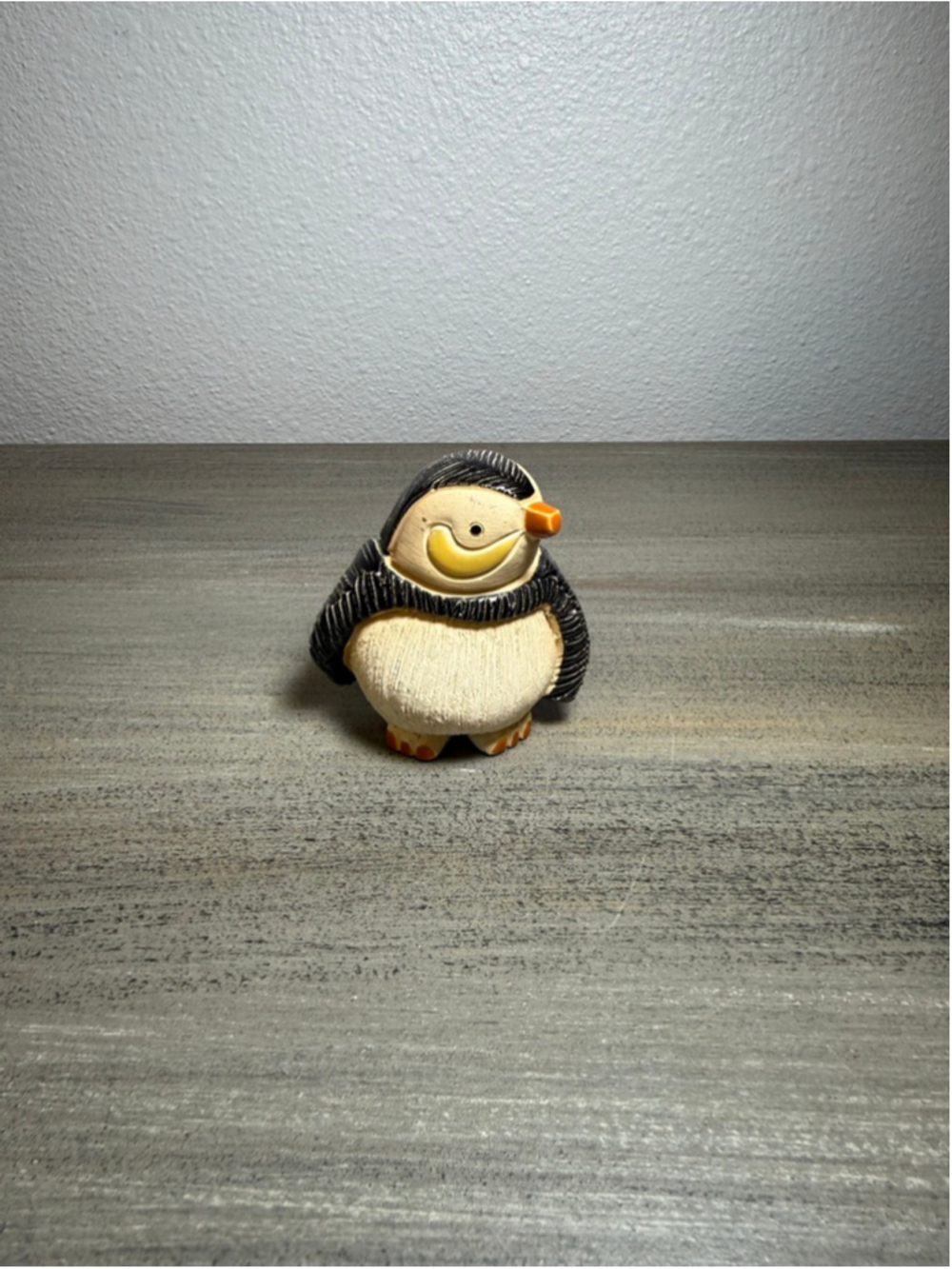 RETIRED Vtg. ARTESANIA RINCONADA Uruguay PUDGY PENGUIN CARVED CLAY FIGURINE #167